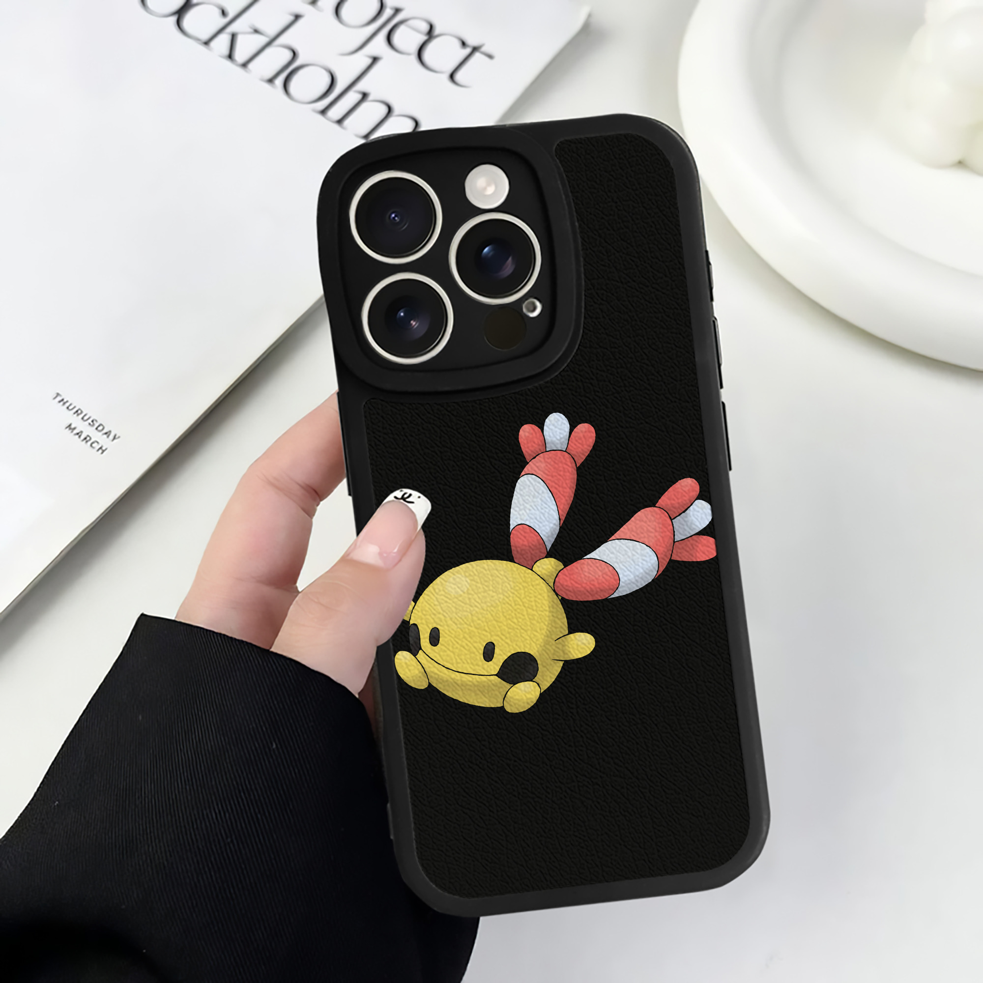 （画像用） ポケットモンスター Pokémon 【iPhone 16シリーズ対応】シリコンスマホケース（レザー調） 材質：シリコン